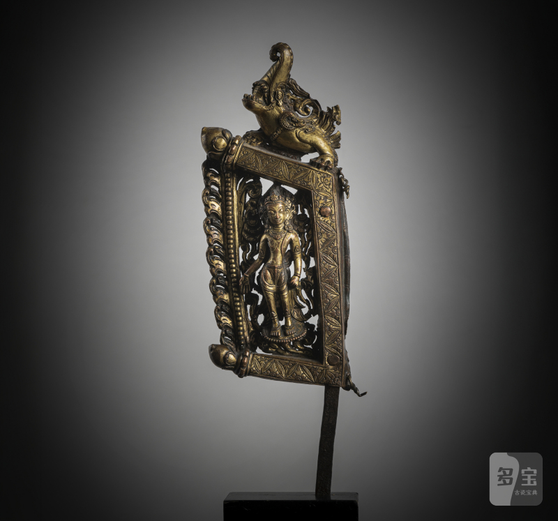 A GILT-COPPER EMBOSSED THRONE SECTION - 图1